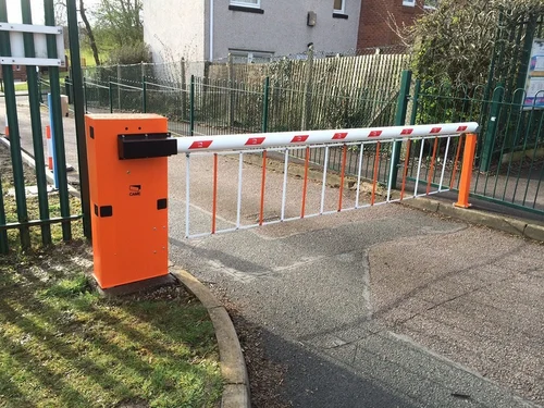 HIP automatic barrier gates